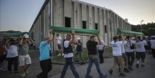 Srebrenitsa soykırımında katledilen 14 kurbanın cenazeleri defnedileceği anıt mezarlığa taşındı