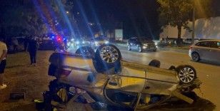 Yarışan otomobiller kaza yaptı: 2 yaralı