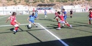 Bayraklı’da U-12 Cup Futbol Turnuvası heyecanı
