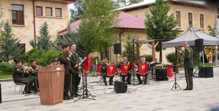 3. Ordu Bölge Bando Komutanlığından anlamlı konser
