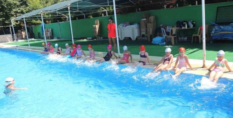 Turgutlu Belediyesinin yaz spor okuluna yoğun ilgi
