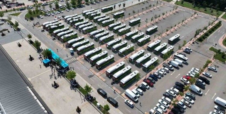 50 yeni otobüs Kocaelilere hizmet için yollarda
