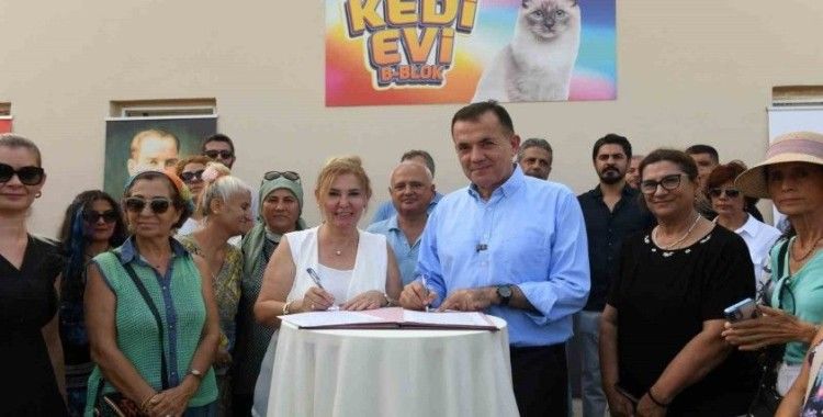 Başkan Özyiğit, Hayvan Hakları Tutum Belgesini imzaladı
