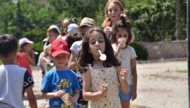 Yaz bilim atölyelerinde çocuklar hem eğleniyor hem de öğreniyor
