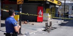 İzmir'de 2 kişinin akıma kapılarak ölümüne ilişkin 2 şüpheliye ev hapsi verildi