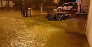 Sinop’ta şiddetli yağış taşkınlara yol açtı
