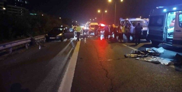 Ümraniye’de otomobile çarpan motosikletin sürücüsü hayatını kaybetti
