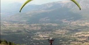 Yamaç paraşütünün yeni cazibe merkezi Meryem Dağı’nda uçuşlar başladı
