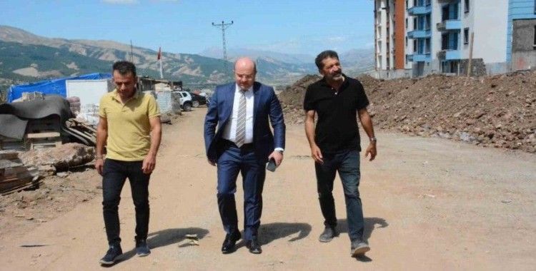 Yedisu’daki TOKİ’lerde çalışmalar devam ediyor
