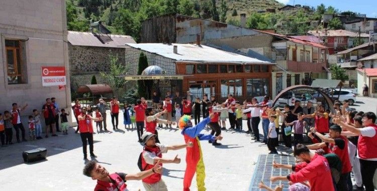 Damla Gönüllülük Hareketi Tortum’da gönülleri ısıttı
