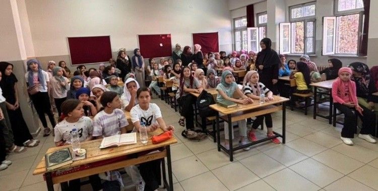 Simav’da Yaz Kur’an kurslarında seminerler devam ediyor
