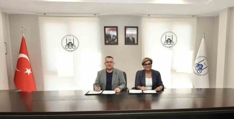 Adapazarı Belediyesi Baro’nun adli yardım protokolünü imzaladı
