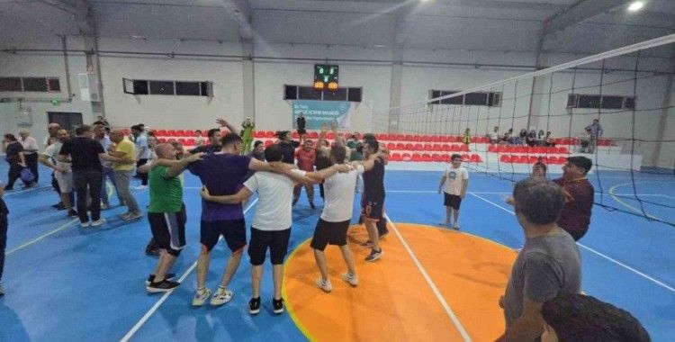 Elazığ’ın Ağın ilçesinde kurulan spor tesisinde ilk heyecan
