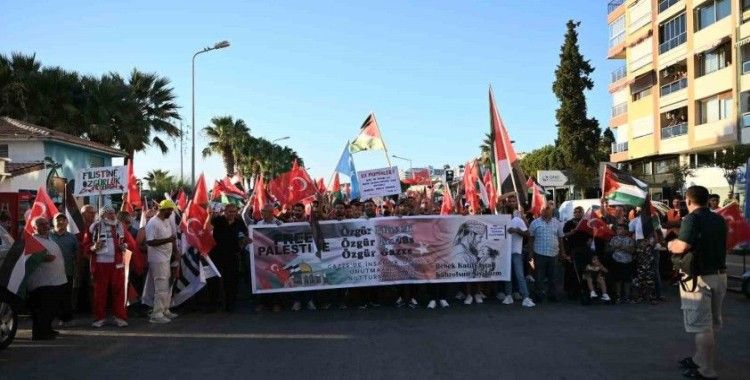 Kuşadası’ndan Gazze’ye destek yürüyüşü
