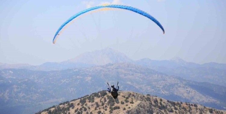 Yamaç Paraşütü Dünya Kupası Şampiyonası Çameli’nde devam ediyor
