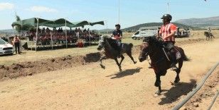 Rahvan atlar Tavas’ta pistin tozunu attırdı
