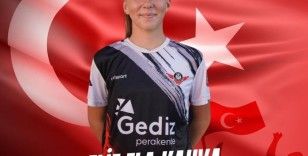 Soma Zafer Spor Kulübünün 5 kız futbolcusu milli takıma davet edildi
