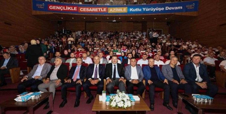 Başkan Alemdar: “Sakarya tarihine iz bırakacak işler yapmak için çalışıyoruz”
