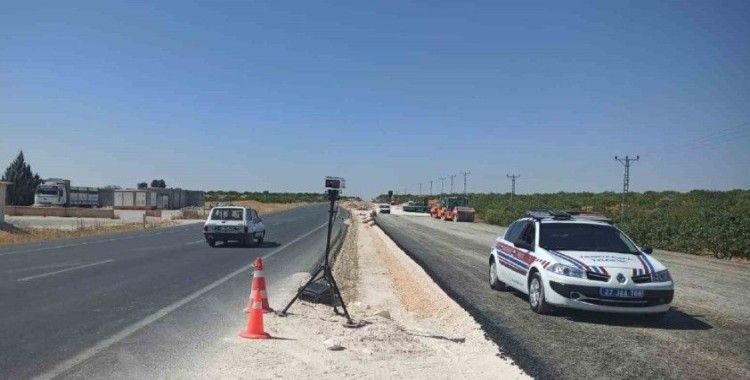 Gaziantep’te 100 araç sürücüsüne 199 bin TL radar cezası
