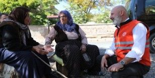 Başkan Çolakbayrakdar, “Kırsal mahallelerimizin değerine değer katan çalışmalar yapıyoruz”
