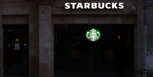 Starbucks'ın yeni CEO'sunun şirket uçağıyla işe gidecek olması çevrecilerin tepkisini çekti