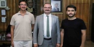 Rektör Prof. Dr. Ahmet Hacımüftüoğlu, başarılı öğrencileri misafir etti
