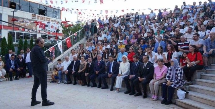 Sunay Akın Bilecik’te zafere giden yolu anlattı
