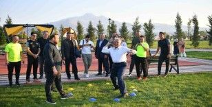 Spor okulları mezunlarını verdi
