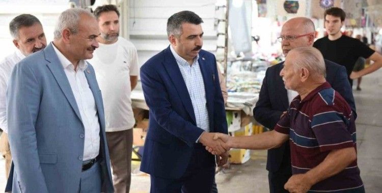 Başkan Yılmaz, Gökdere pazarı esnafıyla buluştu
