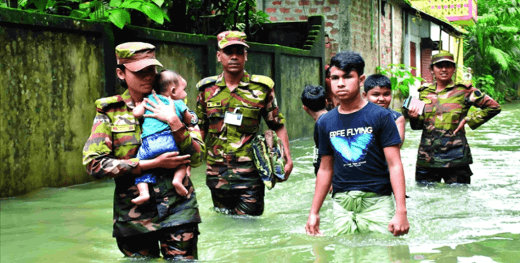 Bangladeş'te sellerde ölenlerin sayısı 67'ye çıktı