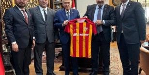 Kayserispor yönetiminden Bahçeli’ye ziyaret
