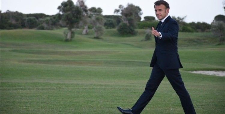 Fransa'da Macron'un azledilmesine ilişkin 186 binden fazla imza toplandı