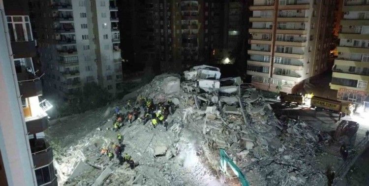 Depremde 42 kişinin öldüğü apartmanın mühendisi belediyeyi suçlayıp tahliyesini istedi
