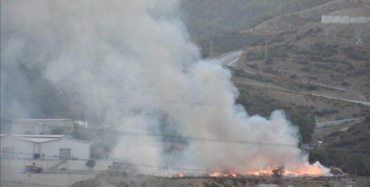 İzmir'de katı atık depolama sahasında çıkan yangın söndürüldü