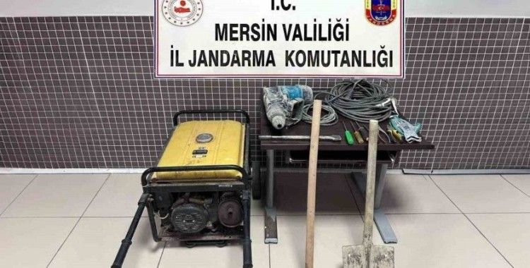 Mersin’de izinsiz kazı yapan 5 şüpheli suçüstü yakalandı
