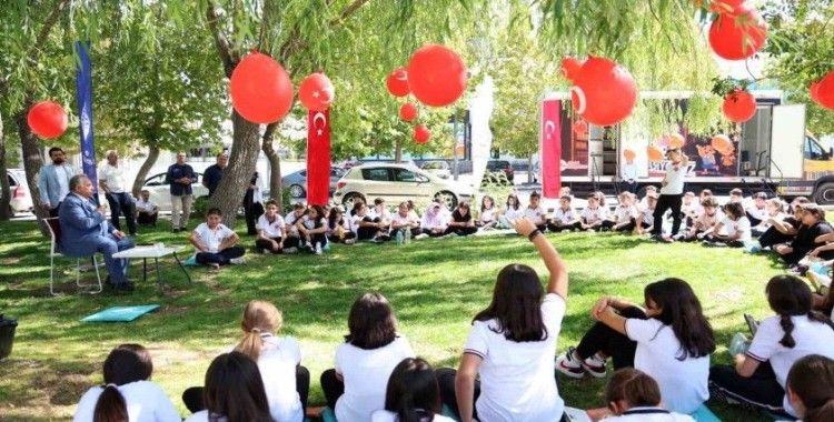 Başkan Yalçın: “Bütün yaptıklarımız çocuklarımız için”
