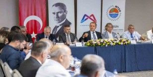 Seçer: "Mersin’in hak ettiklerini alması için güçlü bir lobi olması gerekir"
