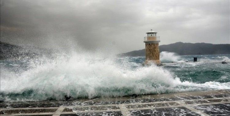 Batı Akdeniz için fırtına uyarısı