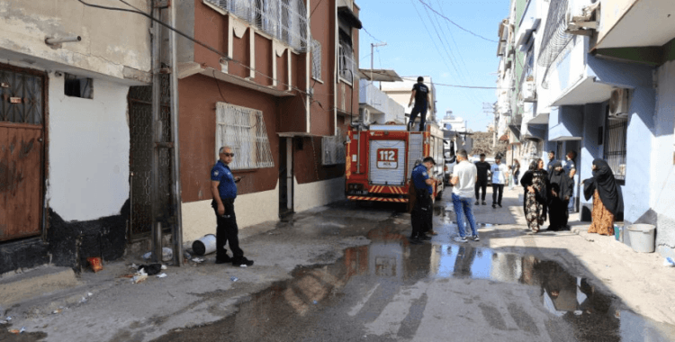 Uyuşturucu parasını alamayınca ablasının evini yaktı