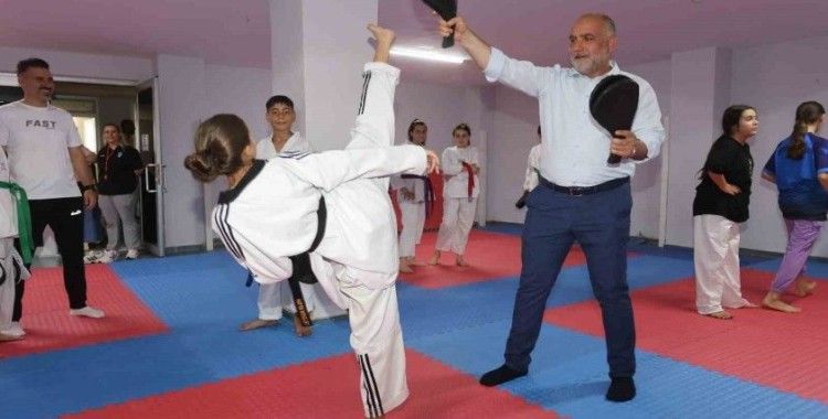 Canik’te çocuklara ücretsiz spor imkanı
