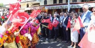 Gastroantep festivali düzenlenen kortej ile başladı
