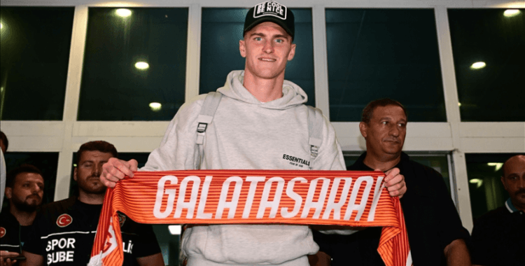 Roland Sallai, Galatasaray tarihindeki 207. yabancı futbolcu oldu