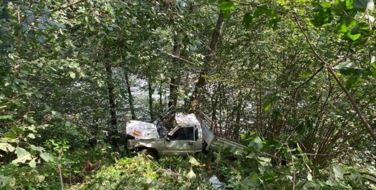 Rize’de kamyonet uçuruma yuvarlandı: 1 ölü
