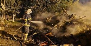 Alevlere teslim olan tandır evi küle döndü
