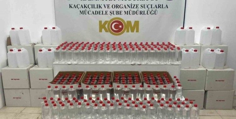 Samsun’da kaçak içki yapımında kullanılan 1 ton etil alkol ele geçirildi
