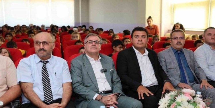 Başkan Özdoğan, “Peygamberimizin öğrettiği insanî ve ahlâkî erdemleri hayatımızın merkezine almamız gerekiyor”
