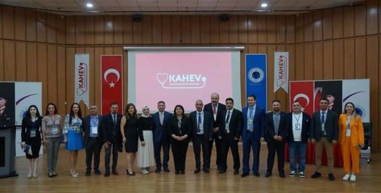 Batman Üniversitesi sempozyuma ev sahipliği yaptı
