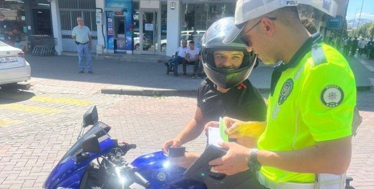 Kula’da motosikletlere özel denetim; 65 bin TL ceza yazıldı
