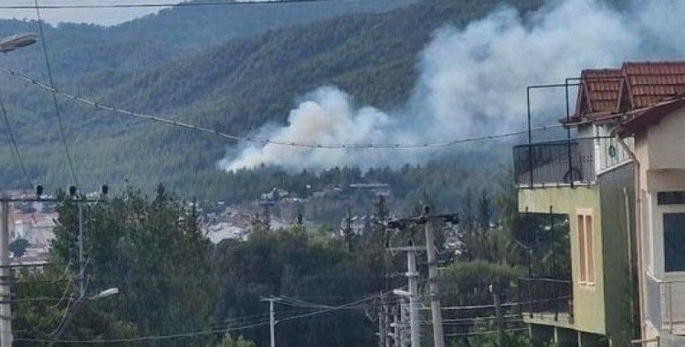 Seydikemer’deki yıldırım kaynaklı orman yangını kontrol altına alındı
