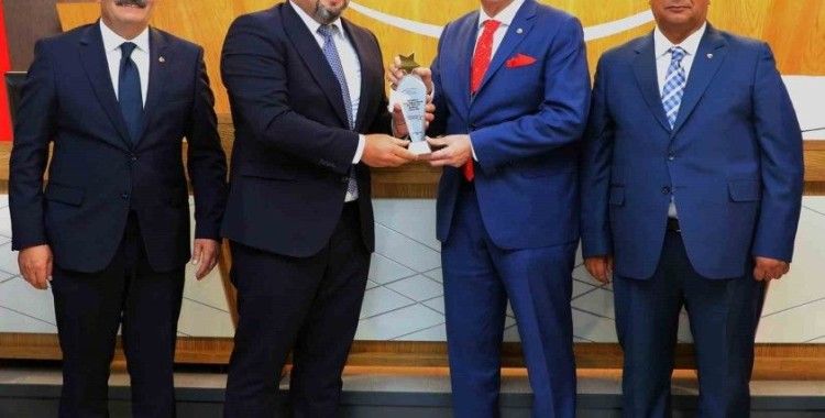 İstihdama katkı sunan VEDAŞ’a ödül
